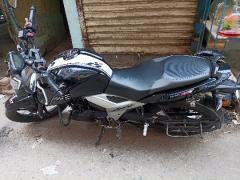 TVS Apache RTR 160 4V